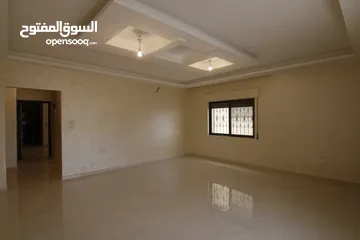  7 من المالك في ابو نصير ارضي مع ترس لقطة  شقة جديدة من المالك
