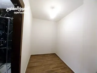  20 شقة مميزة طابق ثالث مع روف بمساحة 180  متر للبيع في اجمل مناطق شفا بدر... ( Property ID : 30675 )