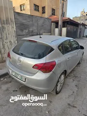  3 Opel astra 2011