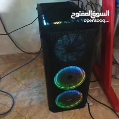  17 كمبيوتر pc للبيع استخدام بسيط للتواصل