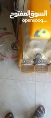  1 مكينة سلاش ومكينة قهوة غلي وثلاث أصناف كبتشينو ونسكفي وهت شكلت