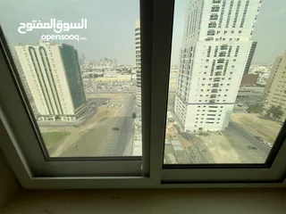  1 شقه غرفتين وصاله في النهده امام مخرج دبي مباشره