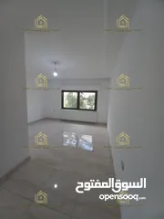  13 شقة فارغة للايجار في خلدا 200 متر