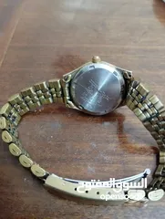  3 ساعه نوع سيتيزن كوارتز شغال 100% ما شاء الله حلوه الساعه ستاتي