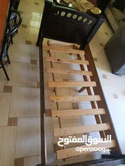  8 سرير خشب لاتيه عدد 2 للبيع نفس الشكل