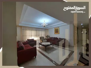  19 شقة طابقية اول للبيع في دير غبار مساحة 388م