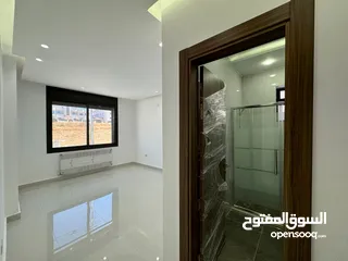  24 شقق أخير مع الروف للبيع مميزة جدآ في البنيات طريق المطار جامعة البترا مساحة 280 م2 من المالك مباشرة
