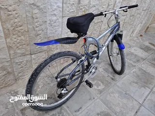  6 بسكليت امريكي عدد 2(السعر حرق)