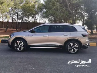  7 Volkswagen ID.6 Crozz PRO PIANO BLACK 2024 GOLD البيع كاش أو أقساط