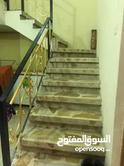  4 بيت للبيع ابو الجوزي مجاور حسينيه البقيع   المساحة((  250م ))  طابو صرف