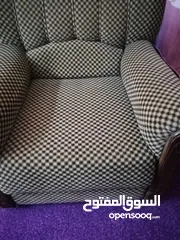  1 كنب مفرد مستعمل (خشب ممتاز) عدد 2