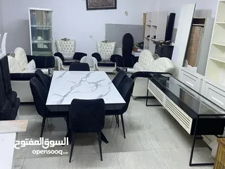  5 ,طقم طاولة سفرة مع مزنون شبه جداد