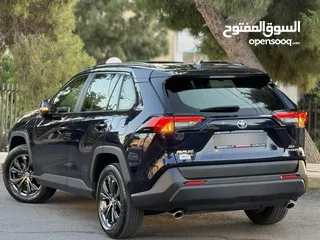  8 تويوتا راف فور 2022 نخب اوووول كلين تايتل عداد قليل فل كامل xle لون كحلي غرفه بيج جمرك حره جديد