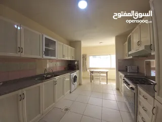  6 شقة مفروشة للإيجار 200م2 ( Property 19014 ) سنوي فقط