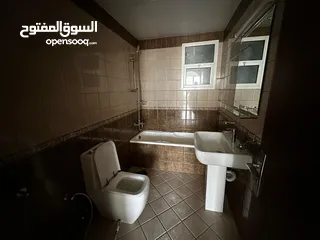  7 (محمد سعد) اكبر مساحه غرفتين وصاله بالقاسميه مع 3 حمام وبلكون بناء جديد
