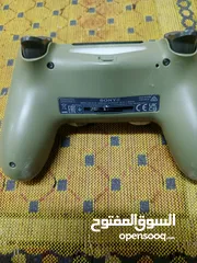  4 يد بلايستيشن 4 اصلية للبيع بسعر 15 دينار