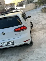 7 Volkswagen E-golf 2019