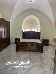  21 بيت تراثي للبيع او البدل في منطقة الرميمين / السلط