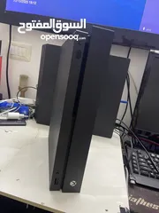  2 Xbox one x مع آيد