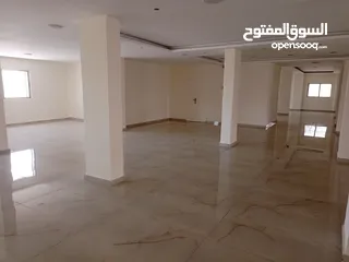  16 طابق كامل للأجار تجاري/ صناعات خفيفه مقابل مخابز جواد على الأتوستراد مباشره