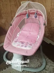  2 كرسي اطفال هزاز على الكهرباء فيه بلوتوث وموسيقى حديث