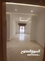  9 شقة أرضية جديدة ماشاء الله للبيع حجم كبيرة في المدينة طرابلس منطقة سوق الجمعة الحشان