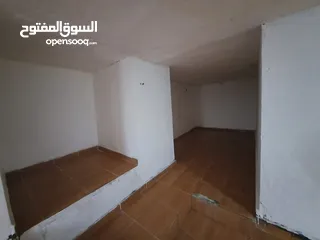  2 مستودع للايجار