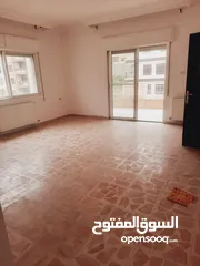  16 شقة لقطة في عرجان