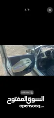  7 كيا ريو هاتشباك 2014 حالة ممتازة للبيع لون سلفر مواصفات عالية