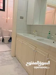  5 فيلا مفروشة للإيجار 1400م2 ( Property 38610 )-175034702