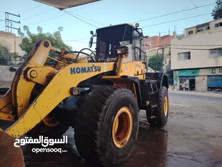  5 جرافه كوماتسو للبيع موديل 2006 380 داش فايف