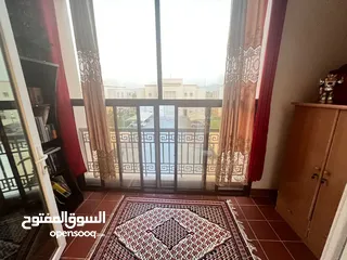  10 Top Floor 2 Bedrooms, Muscat Hills  شقة غرفتين للتملك الحر مسقط هيلز