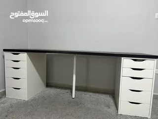  6 مكتب للدراسة والشغل ايكيا باللون الاسود والابيض كبير