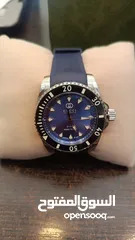  11 GUCCI ساعة
