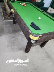  1 طاولة بلياردو منزليه بحاله ممتازه جدا