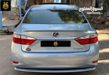  7 لكزس ES 300h موديل 2013