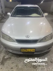  6 لكزس صالون اي اس 300