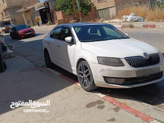  11 سكودا اوكتافيا