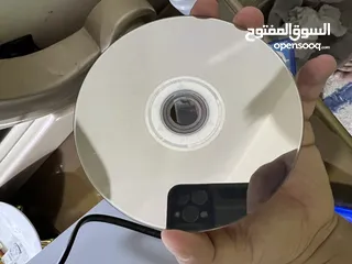  11 بلايستيشن 5 للبيع مستعمل سنة بسعر قابل للتفاوض بشكل بسيط