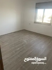  11 شقه للإيجار رام الله