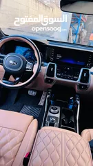  8 للبيع جيب كيا سورينتو مميز ترخيص 2020 كامل الاضافات  لون اسود ملوكي