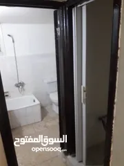  6 شقة الزرقاء