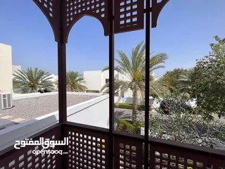  12 4 + 1 BR Stunning Villa for Rent – Al Mouj