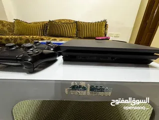  4 PS4 pro 1t +ايدتين + سيدي gta