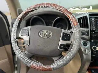  10 لاند كروزر 2015 فل اوبشن رقم واحد vxr