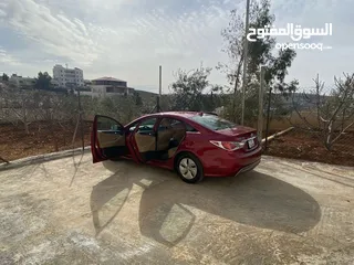  2 Hyundai Sonata 2013
