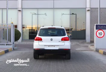  16 Volkswagen Tiguan 2.0 TSI 4Motion 2012 model - GCC