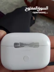  2 AirPods pro الاصلية