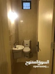  7 شقه فارغه للايجار بناء حديث الاجره شهريه 230