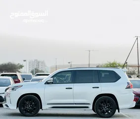  4 لكزس بلاك اديشن LX570-2019 صبغ الوكاله في قمة النظافة